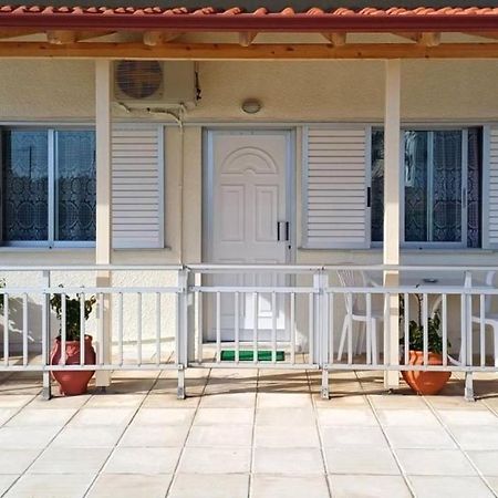 Poly'S House Apartment Nea Vrasna Ngoại thất bức ảnh