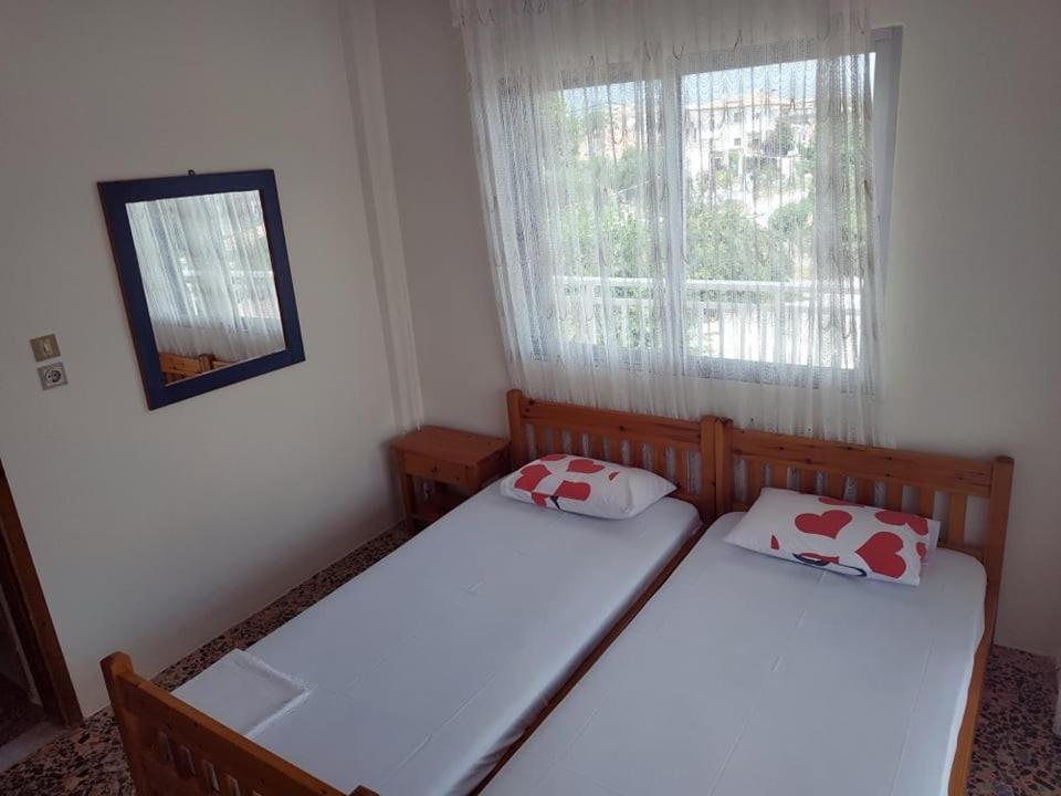 Poly'S House Apartment Nea Vrasna Ngoại thất bức ảnh